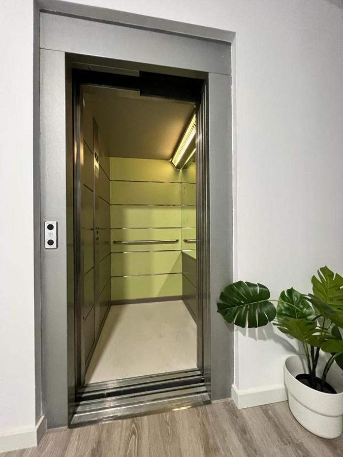 Los Almendros - Free Parking Cordoba Luaran gambar